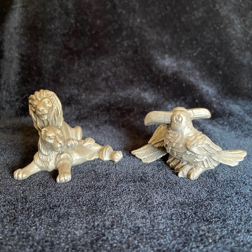 Lot of 2 HUDSON Pewter Lion & Tuscan Bird Figures 1981